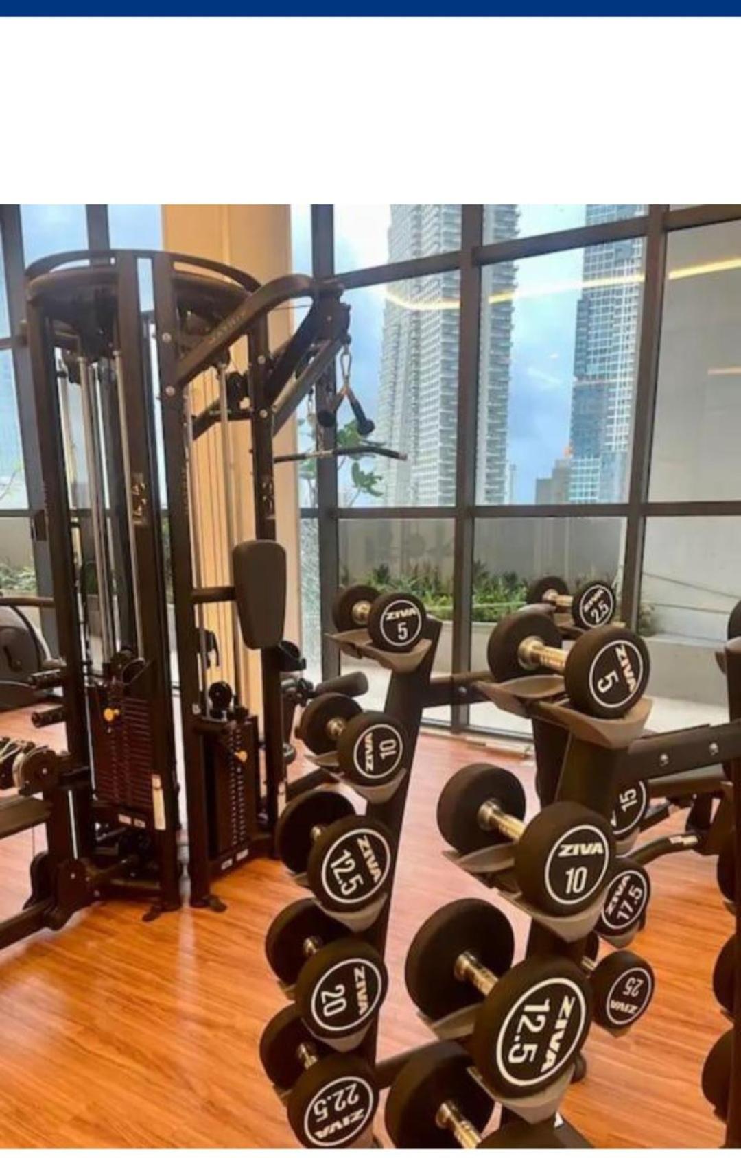 Luxury 32nd Floor 2 Bed-2 Bath With Pool, Harbour & Lotus Tower Views Apartamento *