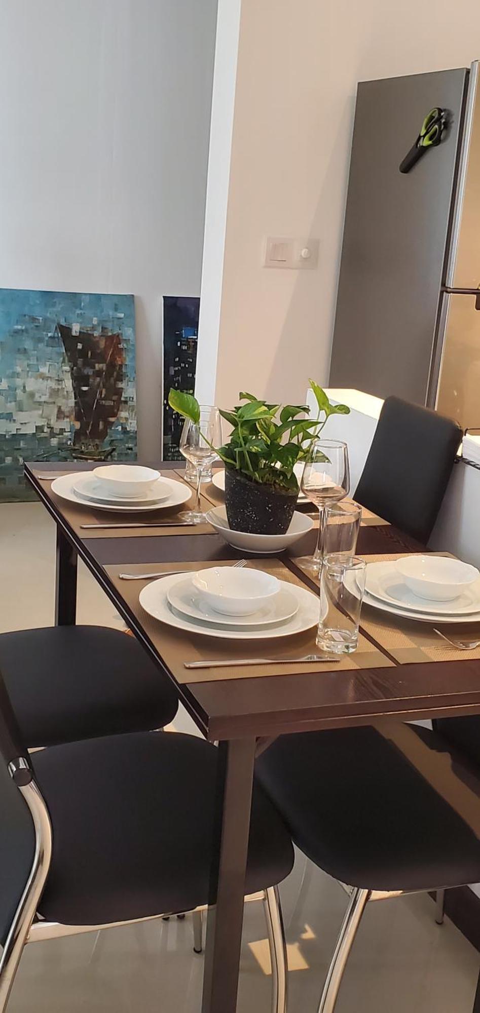 Luxury 32nd Floor 2 Bed-2 Bath With Pool, Harbour & Lotus Tower Views Apartamento